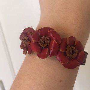 Leather rose bracelet